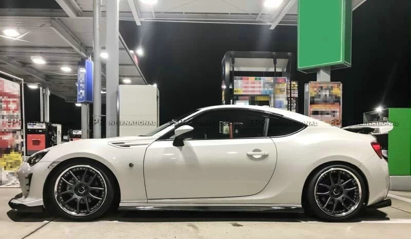 Toyota 86/Subaru BRZ Varis Side Skirt (2012-2021)