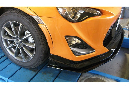 Toyota 86/Subaru BRZ Carbon Fiber ZELE Eyebrow