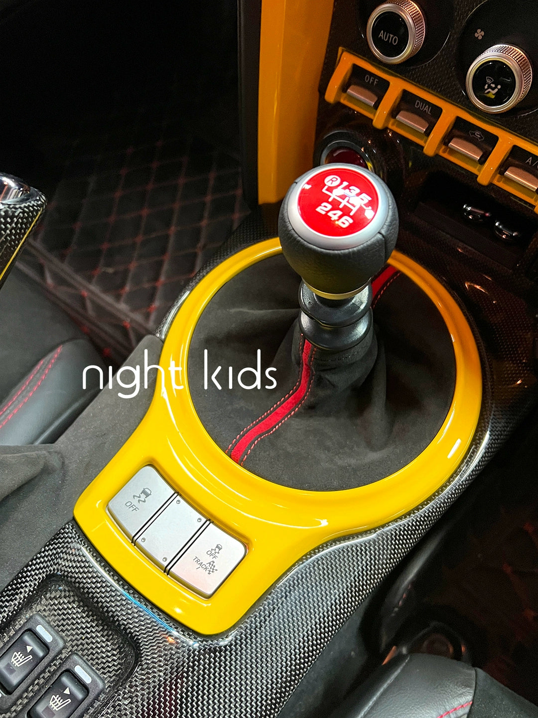 Toyota 86/Subaru BRZ Alcantara Gearshift Sleeves